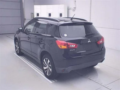 Mitsubishi RVR