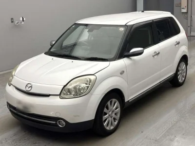 Mazda Verisa