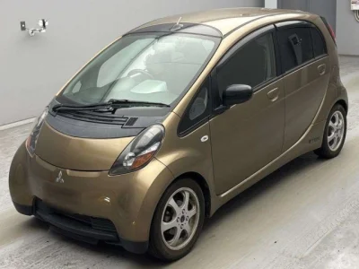 Mitsubishi i