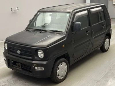 Daihatsu Naked
