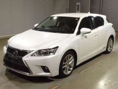 Lexus CT200h