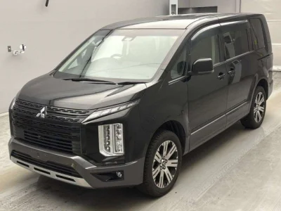 Mitsubishi Delica D:5