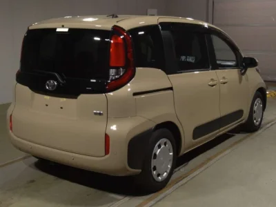 Toyota Sienta