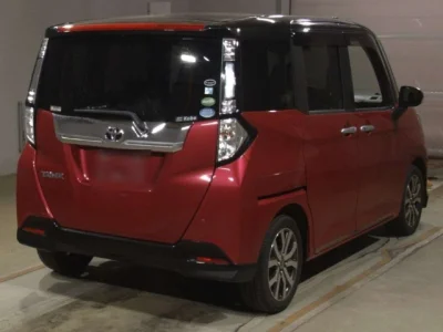 Toyota TANK