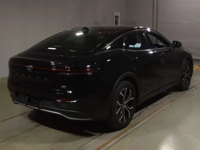 Toyota CROWN CROSSOVER