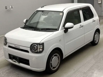 Daihatsu Mira Tocot