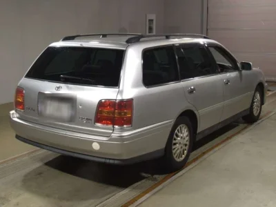 Toyota Crown Estate