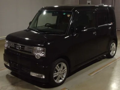 Toyota PIXIS SPACE