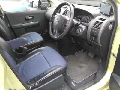 Nissan Lafesta