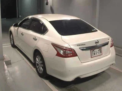Nissan TEANA