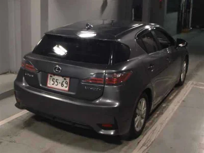 Lexus CT200h