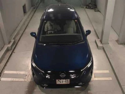 Nissan Aura