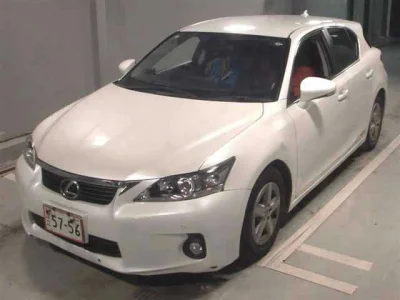 Lexus CT200h