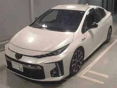 Toyota Prius PHV
