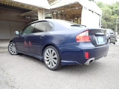 Subaru LEGACY B4