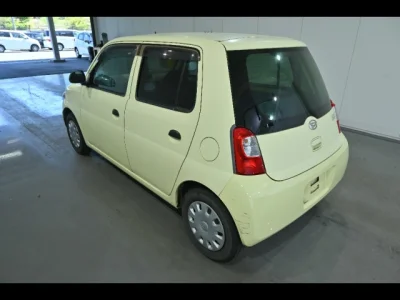 Daihatsu Esse