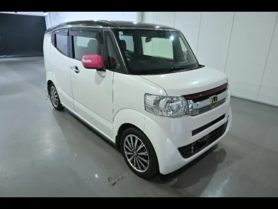 Honda N-Box Slash