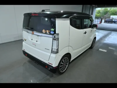 Honda N-Box Slash