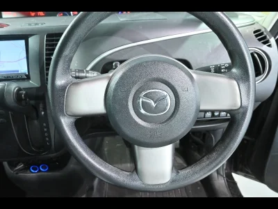 Mazda Biante