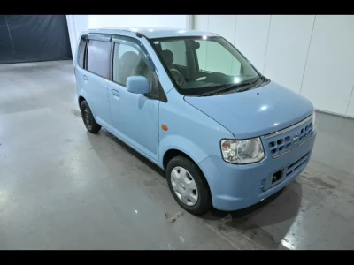 Nissan Otti