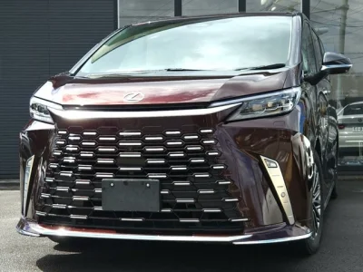 Lexus LM500h