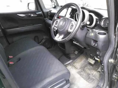 Honda N-Box+