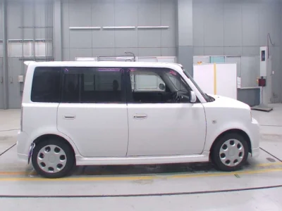 Toyota bB