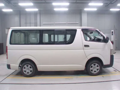 Toyota RegiusAce