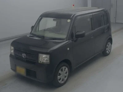 Toyota Pixis Space