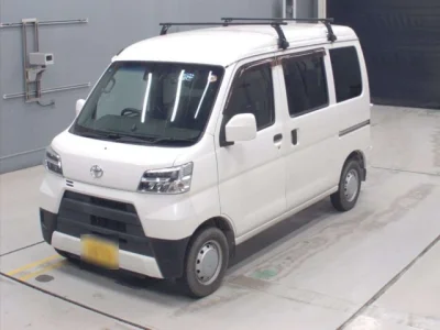 Toyota Pixis Van