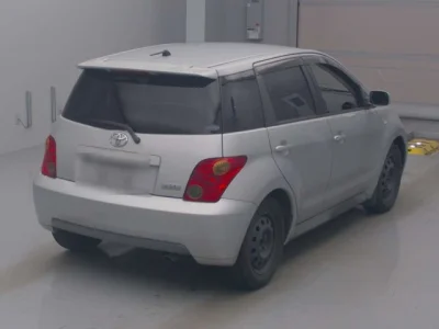 Toyota Ist