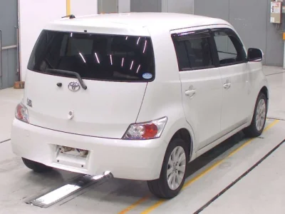 Toyota bB