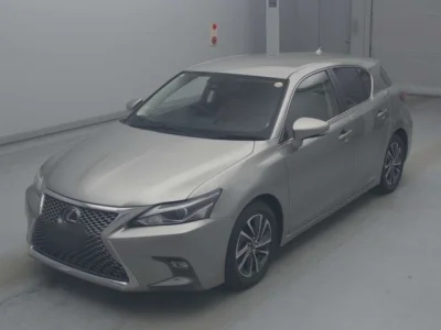Lexus CT200h