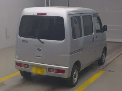 Toyota Pixis Van