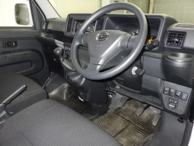 Daihatsu Hijet Deck Van
