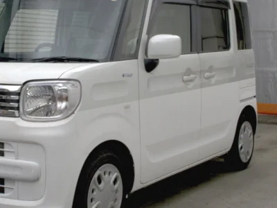 Suzuki Spacia