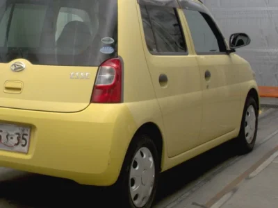 Daihatsu Esse