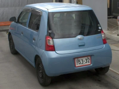 Daihatsu Esse