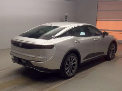 Toyota Crown Crossover