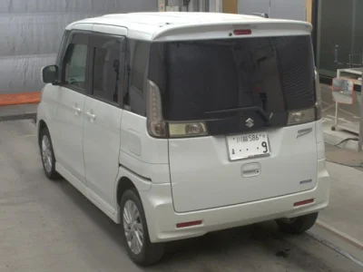 Suzuki Spacia