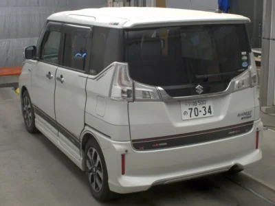 Suzuki Solio