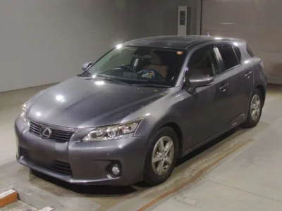 Lexus CT200h