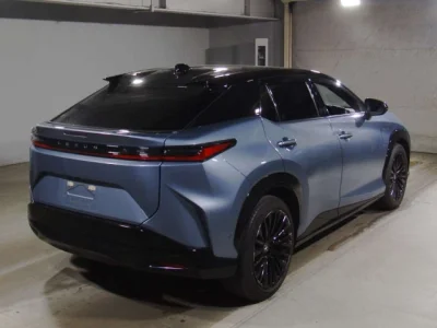 Lexus RZ