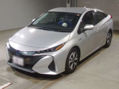 Toyota Prius PHV