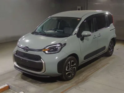 Toyota Sienta