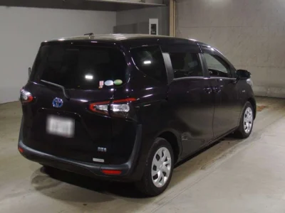 Toyota Sienta