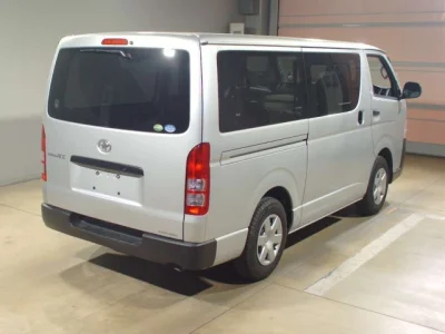 Toyota RegiusAce