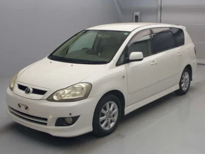 Toyota Ipsum