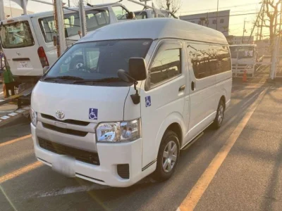 Toyota HiAce Van