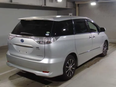 Toyota Estima Hybrid
